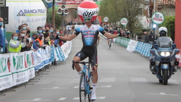 ciclismo giro del belvedere buona prova della vejus