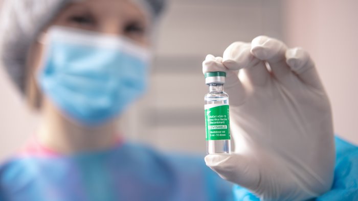 covid sibilia allentare restrizioni per vaccinati e negativi