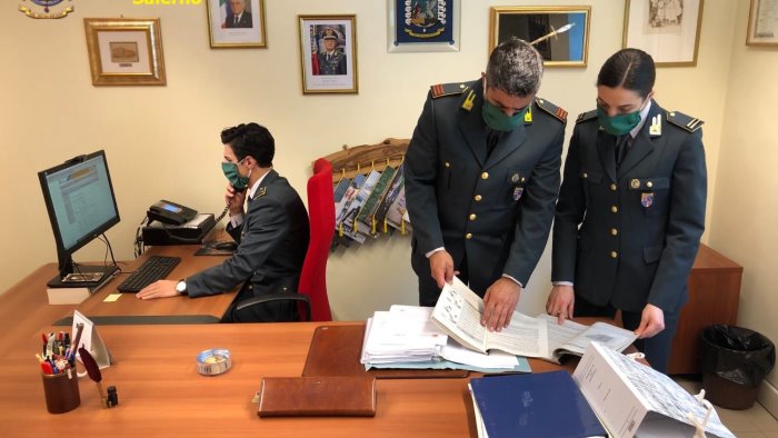 prosciuga i conti correnti della zia diversamente abile