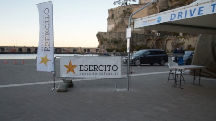 a maiori inaugurato il centro vaccinale dell esercito