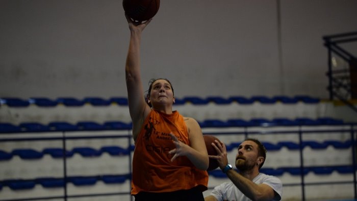 basket femminile serie b salerno punta su scala per i playoff