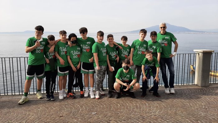 calcio e basket giovanile in penisola sorrentina centinaia i partecipanti
