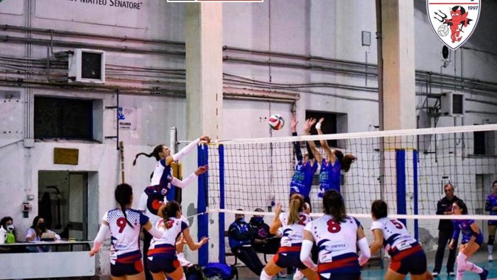 volley serie c la dp noleggi vince gara uno dei play off a pomigliano