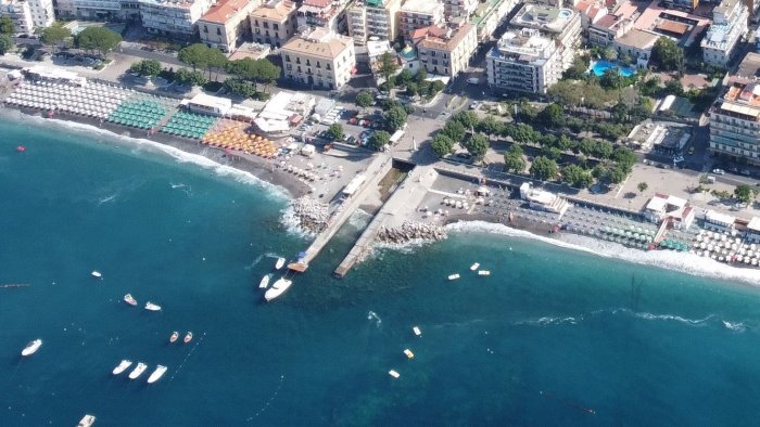 maiori perdite dal tubo di collegamento alla condotta sottomarina via ai lavori