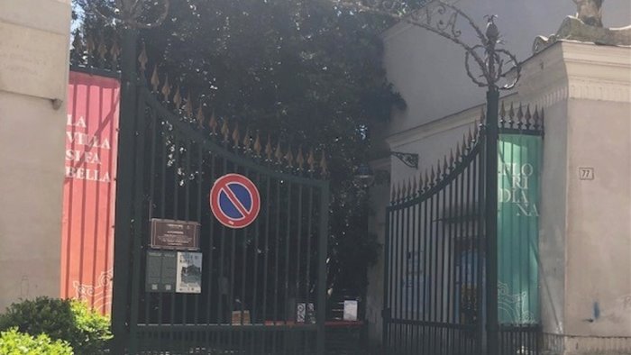 napoli villa floridiana prolungato orario di apertura