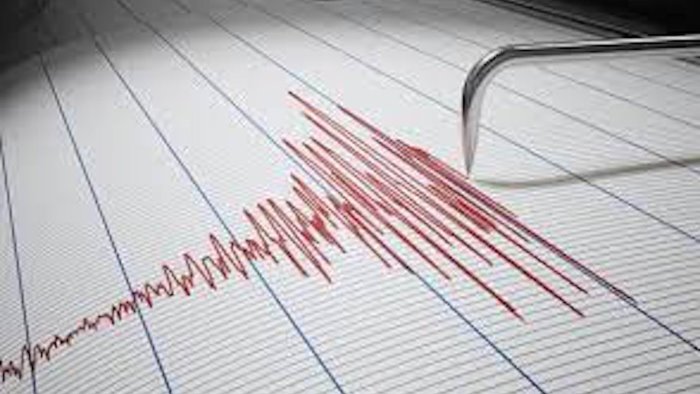 terremoto in bosnia avvertito in campania e all alba la terra trema a casalnuovo