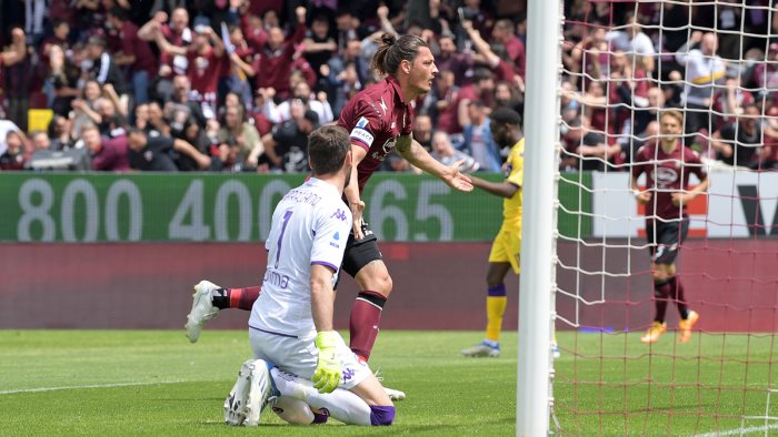 salernitana fiorentina 2 1 i voti delle due squadre