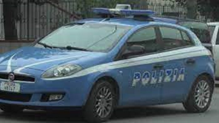 blitz di polizia e carabinieri in una clinica dopo due interventi sospetti