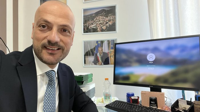 mobilita a montecorvino dal 12 aprile attiva la nuova linea di trasporto urbano