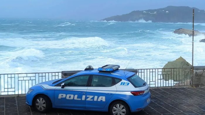ischia controllo straordinario del territorio violazioni e sequestri