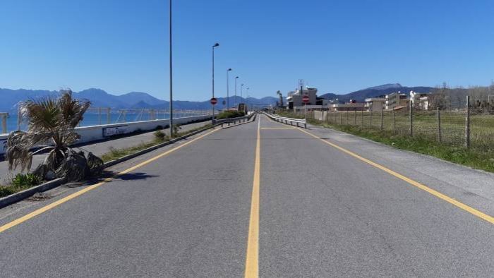 rapina in un hotel sulla litoranea di pontecagnano bottino di 10mila euro