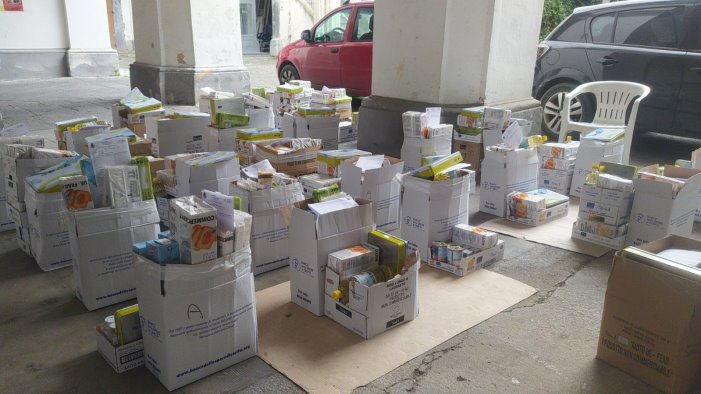 sostegno alle famiglie di san valentino consegnati piu di 130 pacchi alimentari