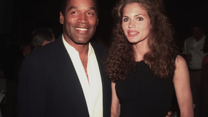e morto o j simpson superstar del footbal e attore americano