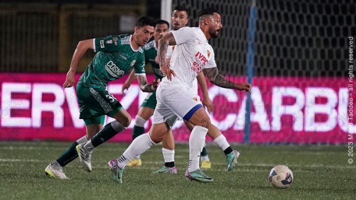 avellino altri due in diffida ora sono nove i calciatori a rischio squalifica