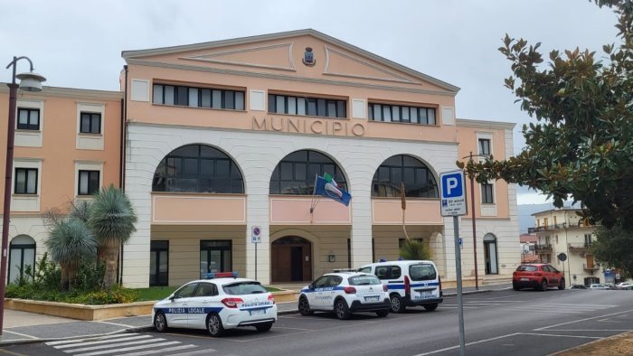 agropoli pugno di ferro della prefettura contro i furti nelle abitazioni