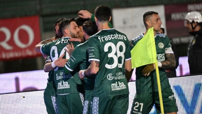 avellino crotone i convocati per l epilogo della stagione regolare