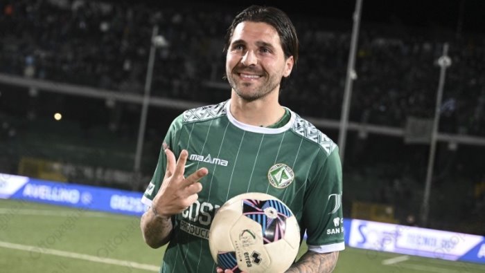 avellino l obiettivo del bis la gestione tra rush finale e playoff