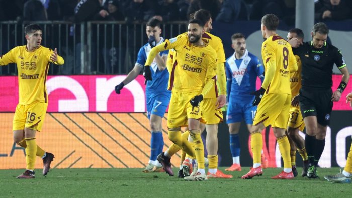 salernitana breda perde un pilastro difensivo lesione muscolare per bronn