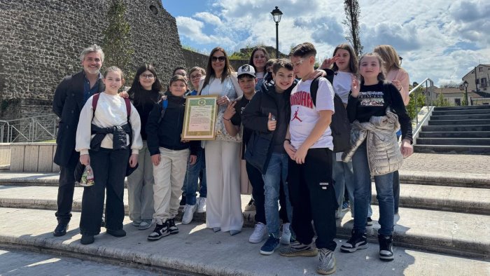 monteforte un messaggio di autostima e accettazione dagli studenti