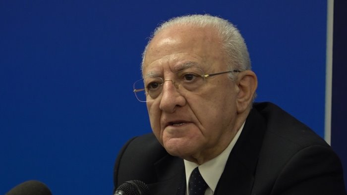 de luca stop terzo mandato i problemi cominciano proprio adesso