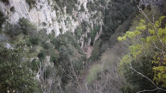 turista disperso arriva il soccorso alpino finanza di sant angelo dei lombardi