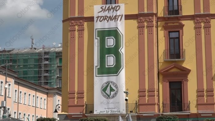 avellino siamo tornati la b a palazzo caracciolo