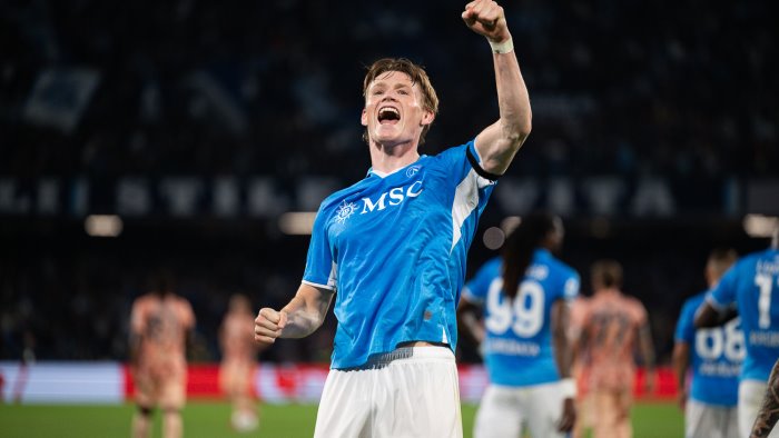 un mctominay devastante spinge il napoli verso il quarto scudetto