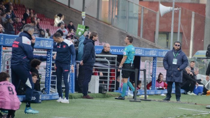 spezia salernitana fischia fourneau due successi in stagione