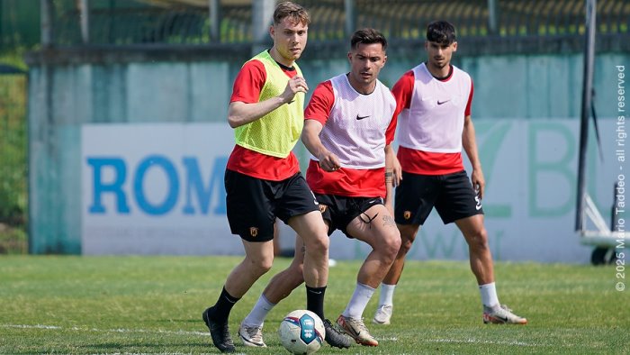 benevento prime prove anti juve le foto