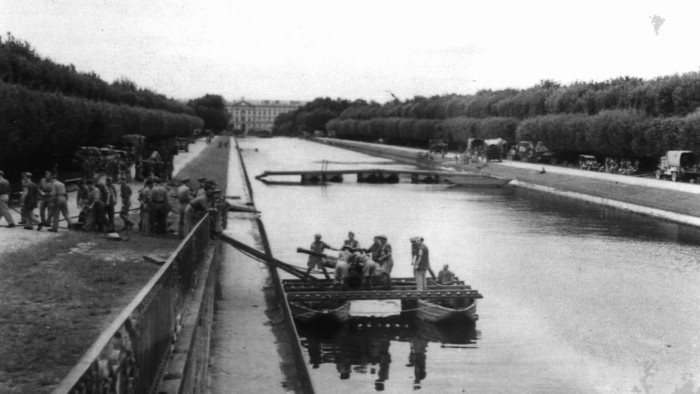 la reggia liberata a caserta la mostra sulla resa nazista di caserta