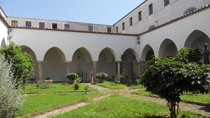 a benevento incontro in ricordo del premio nobel mario vargas llosa
