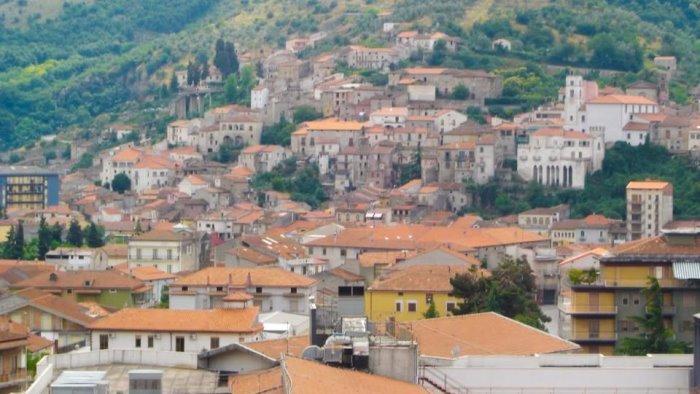 a polla un frutteto scolastico sulle sponde del tanagro