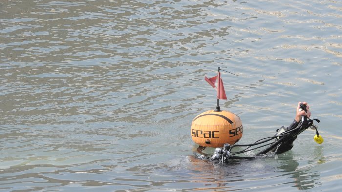 sub ritrovato morto in mare