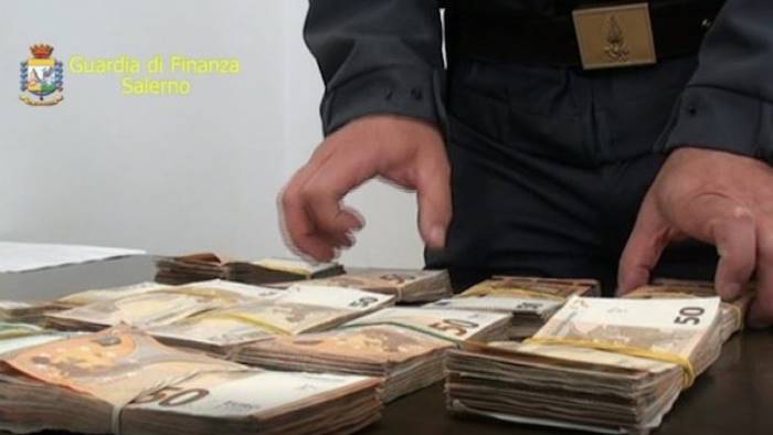 sentenze pilotate 32 anni per giudici e imprenditori