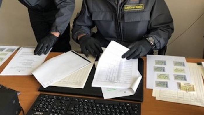 marche da bollo fotocopiate misure per sei avvocati