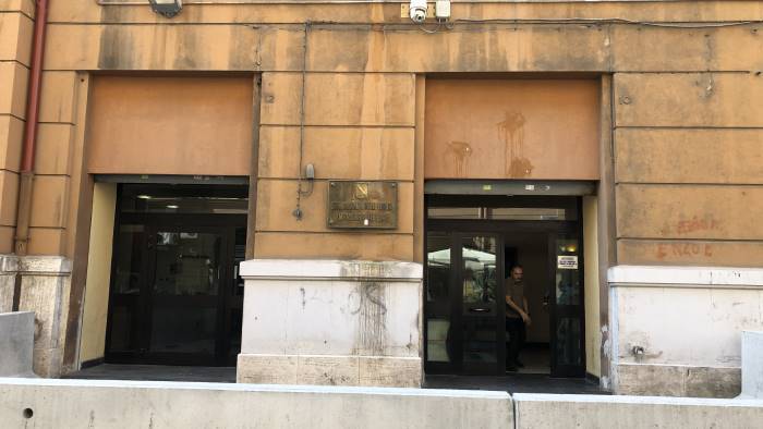 napoli protestano a santa lucia i fotografi da cerimonie