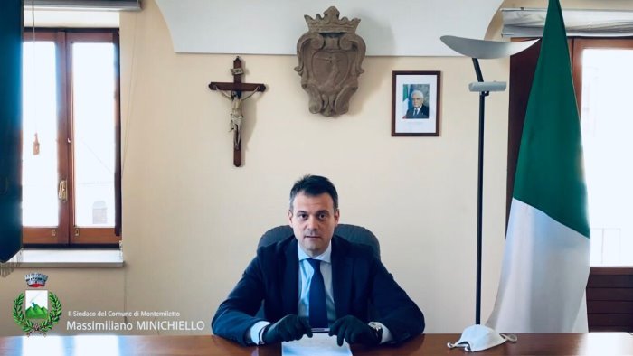 montemiletto minichiello chiude di nuovo le scuole