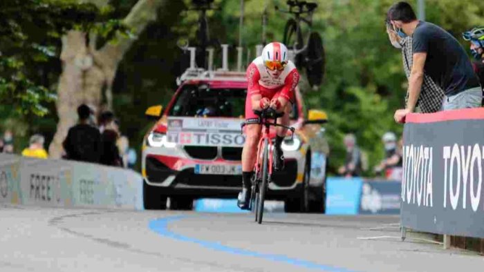 lafay vince l ottava tappa al giro valter resta in rosa