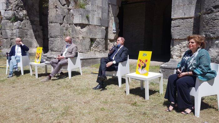 premio strega la cinquina a benevento conduce marzullo