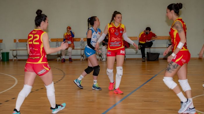 l accademia volley fa visita alla primavera avella