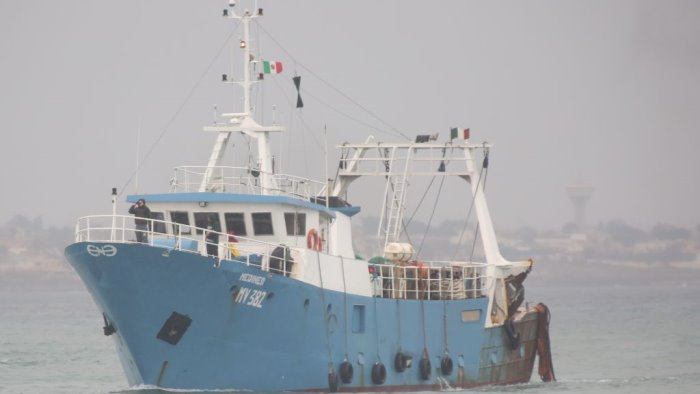 libia peschereccio aliseo rientrato a mazara del vallo