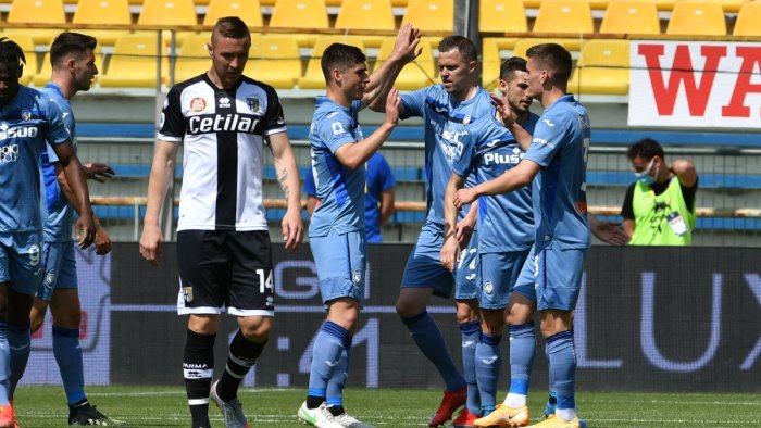 pokerissimo atalanta a parma nerazzurri al secondo posto