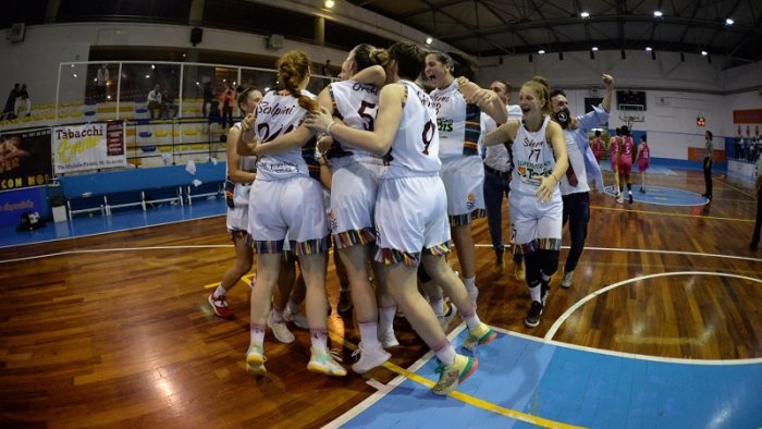 basket femminile salerno vince il playoff regionale di serie b