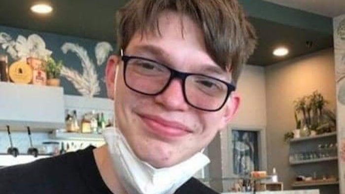 morte di peter fascicolo aperto contro ignoti i genitori non sono indagati