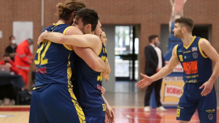 serie a2 ecco l avversaria della givova scafati basket in semifinale