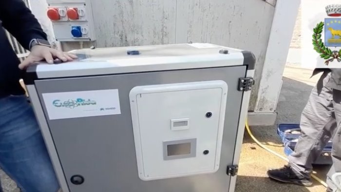 pellezzano in funzione nell isola ecologica il nebulizzatore ammazza odori