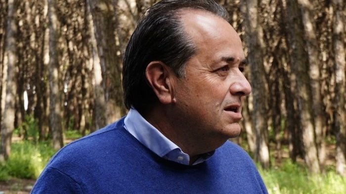 il giro d italia evita castel volturno per ponti chiusi e strade disastrose