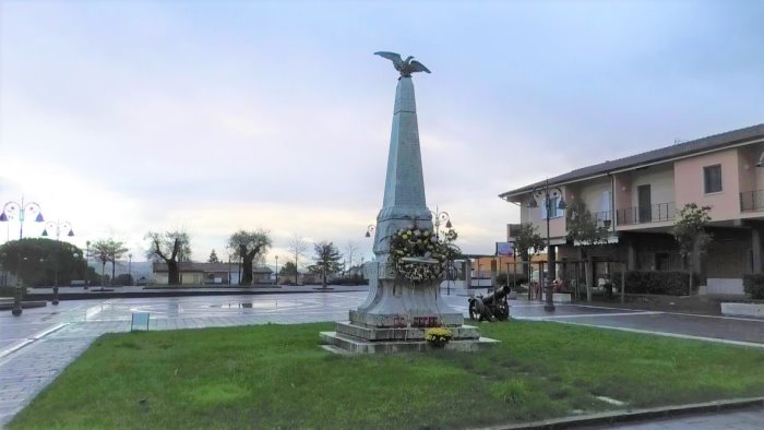 un giro turistico in moto alla riscoperta delle aree interne