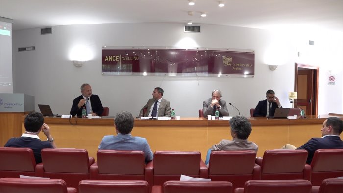 sostenibilita delle imprese e pnrr la nuova sfida di piccola industria