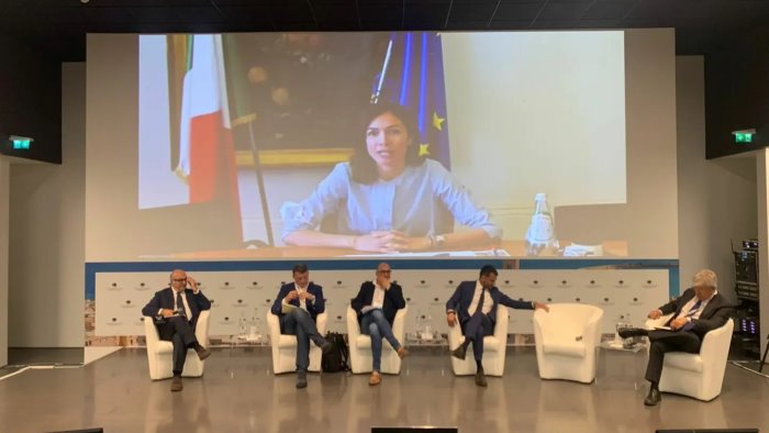 sud carfagna impegno per ridurre i divari